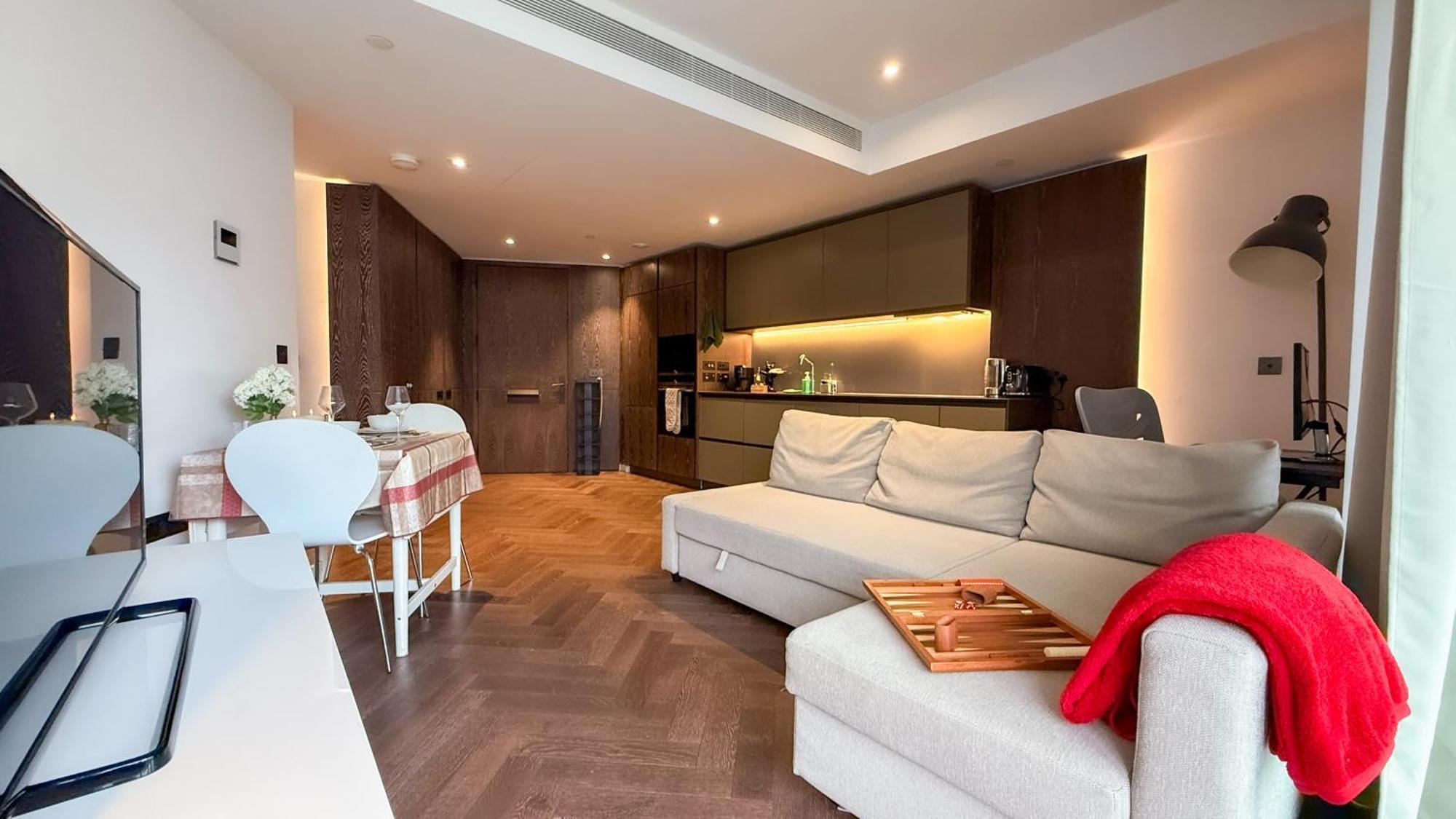 Appartamento Luxury Steps From Battersea Power St And Close To Victoria & Chelsea